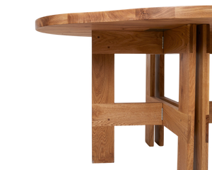 FRAMA Farmhouse Trestle Table in Oak Wood with Pond Shape