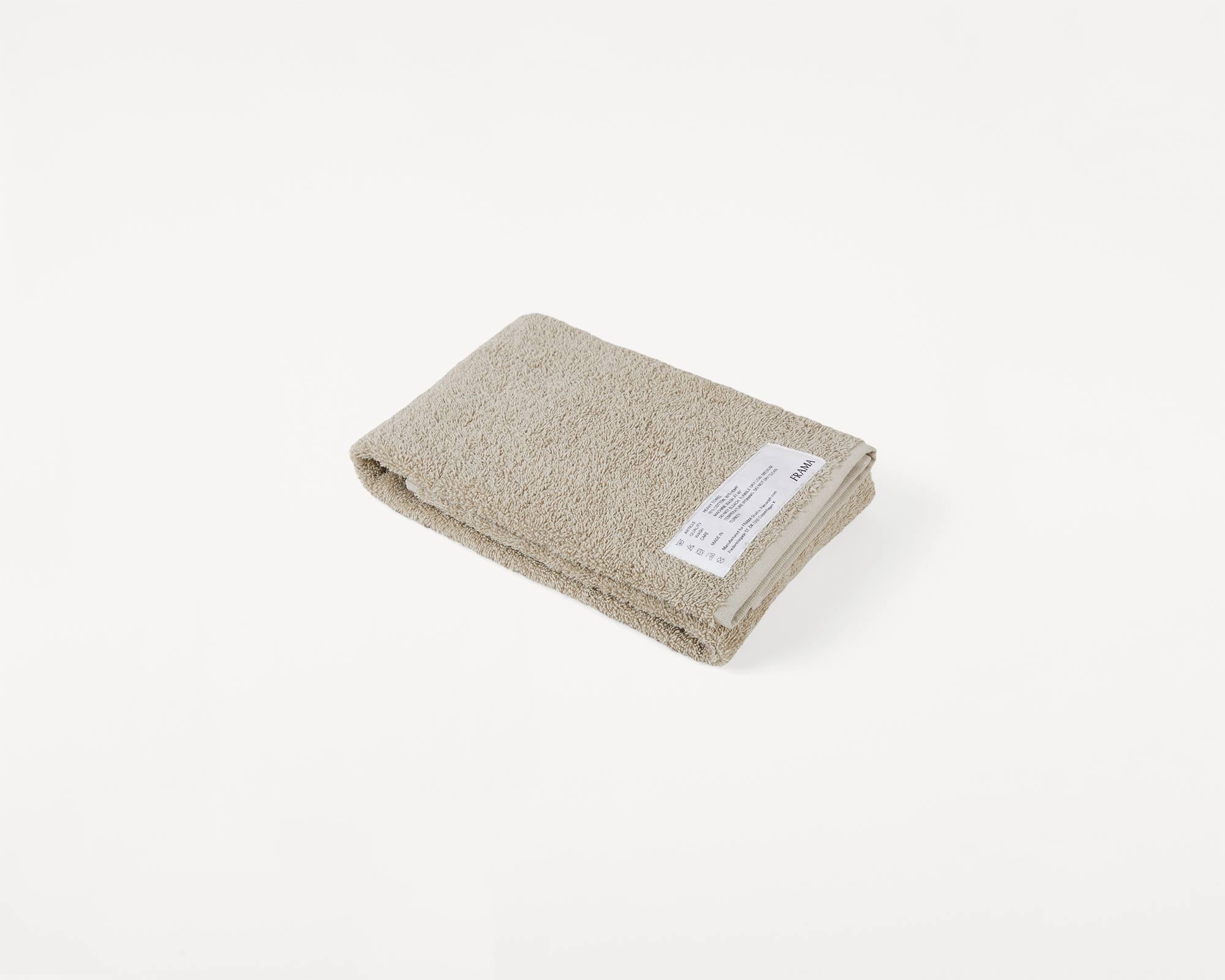 http://framacph.com/cdn/shop/products/2934_16147d7629-frama-heavy-towel-sage-green-hand-towel-packshot-1-original.jpg?v=1655324406