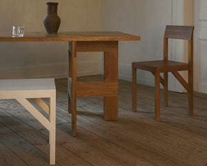 FRAMA Bracket Chair | Warm Brown