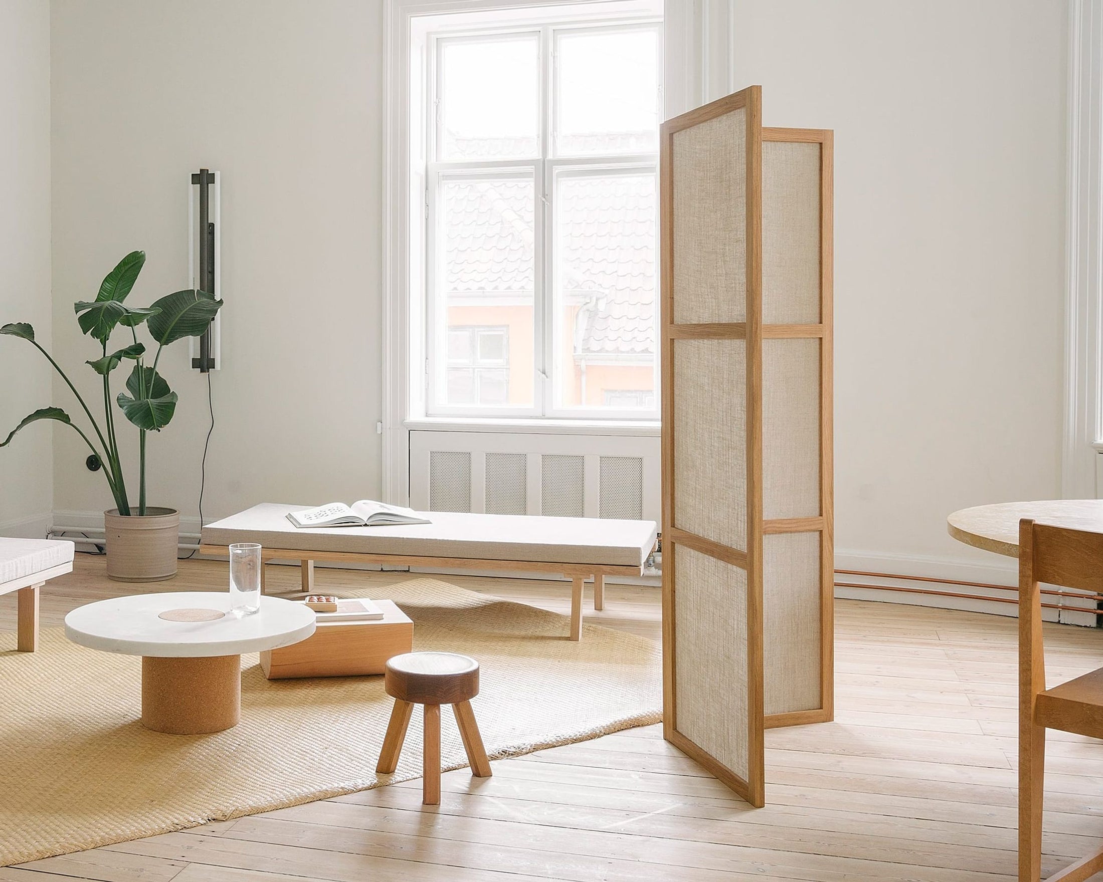 Frame Room Divider | Natural Oak / Linen | One Panel – FRAMA