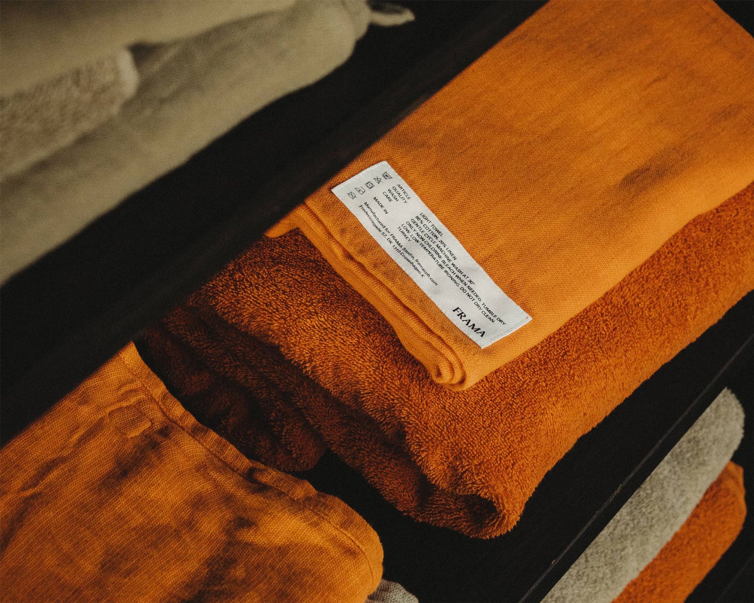 Light Towel Burnt Orange Bath Sheet FRAMA