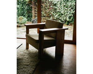 Symmetry Chair Ash Oat - Chair with armrest | FRAMA